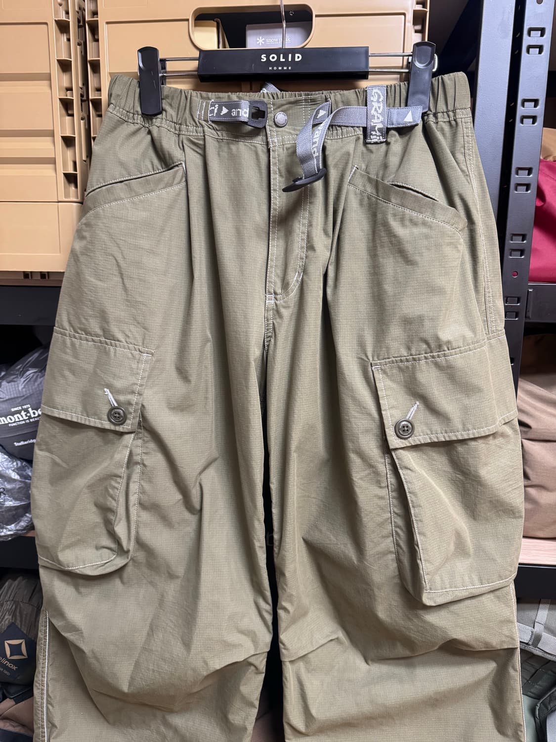 and wander 앤드원더 X 그라미치  밀리터리 와이드 팬츠 M 상품이미지5