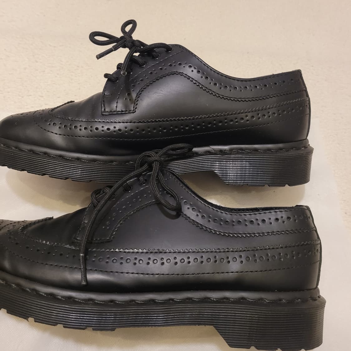 닥터마틴 3989 윙팁 270 상품이미지3