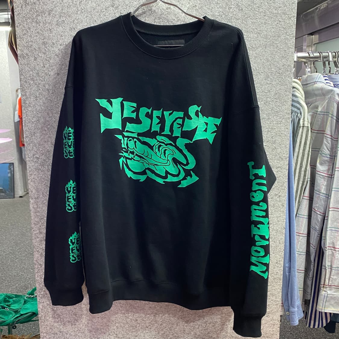 예쓰아이씨 멀티로고 드래곤 스웻셔츠 B4307 상품이미지2