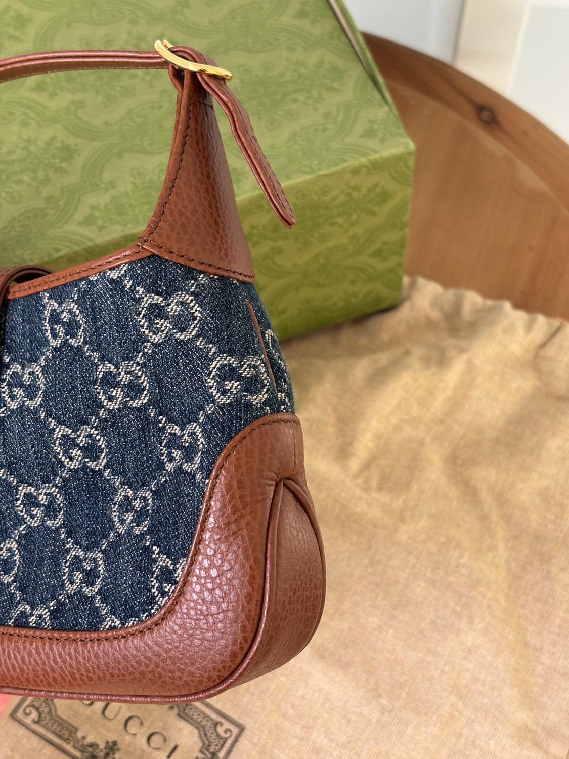 구찌 재키 데님 미니 호보백 상품이미지9