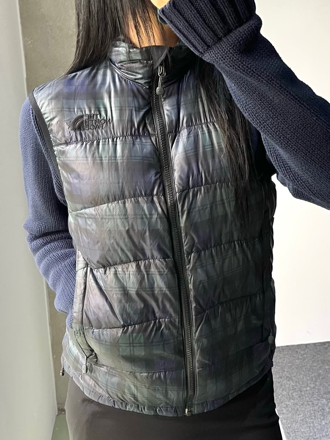 노스페이스 블랙워치 체크 다운 베스트 상품이미지2