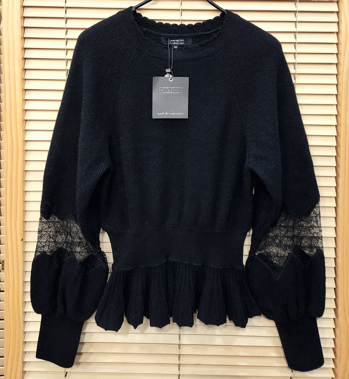 (새상품)에고이스트 벌룬시스루소매 프릴니트66 상품이미지1