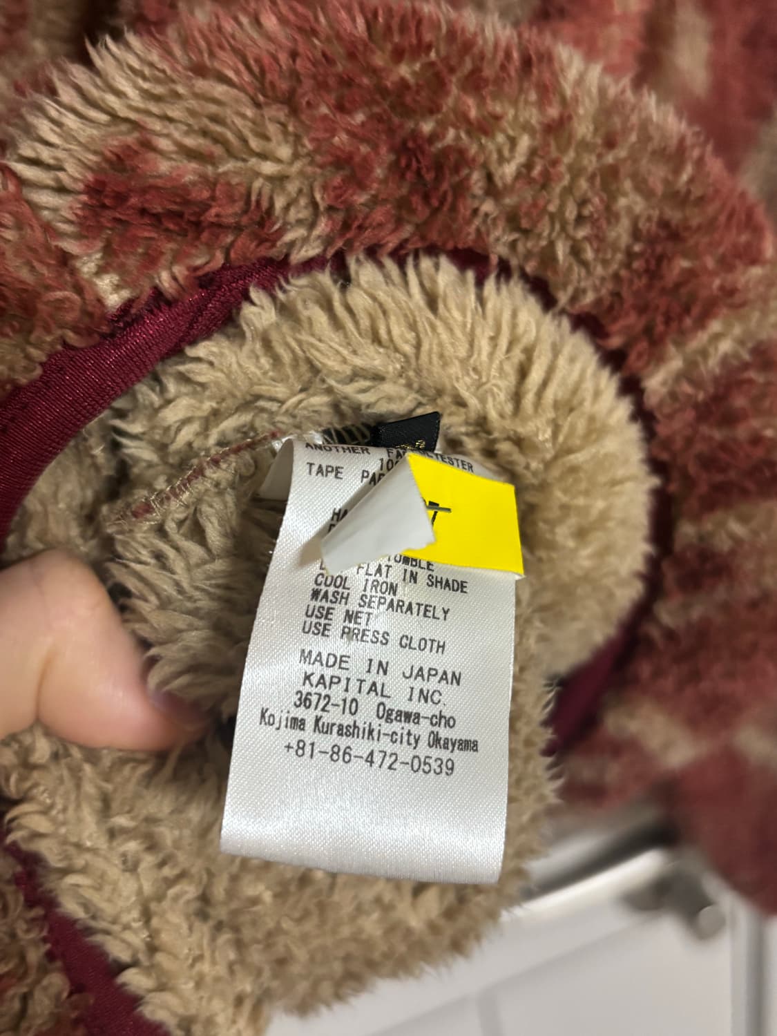 ‼️판완‼️캐피탈 자바 카스리 패턴 스냅-T 플리스 풀오버 레드 상품이미지6