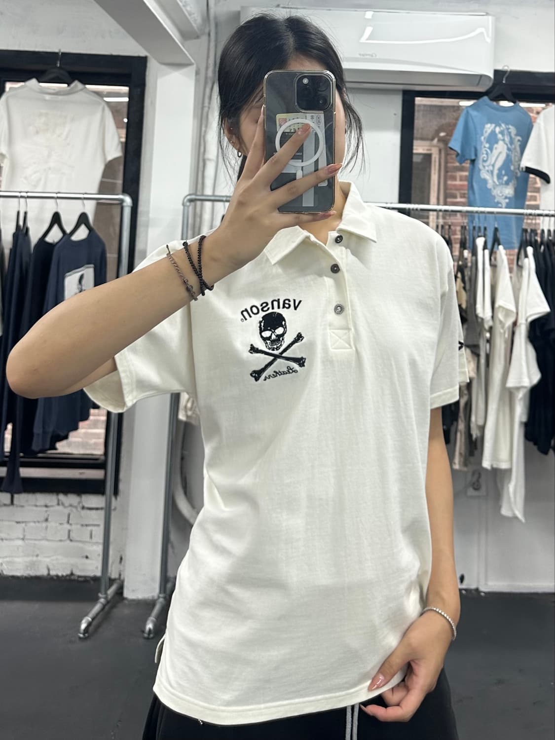 밴슨 레더 큐빅 스컬 PK 티셔츠 상품이미지3