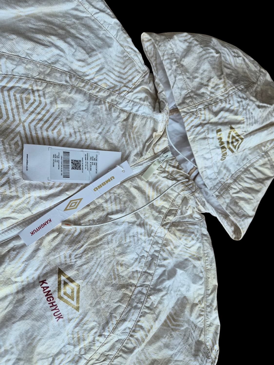 엄브로 X 강혁 콜라보 아노락 상품이미지7