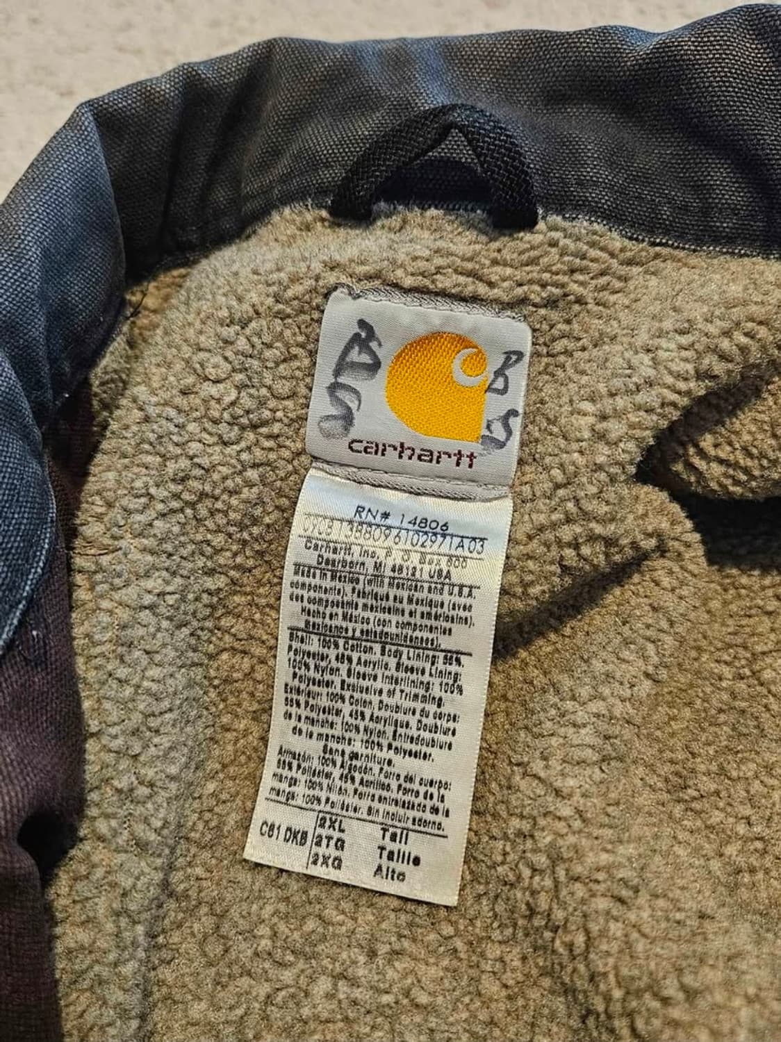 칼하트 C61 DKB dark brown 자켓 Man 2XL Tall 상품이미지3