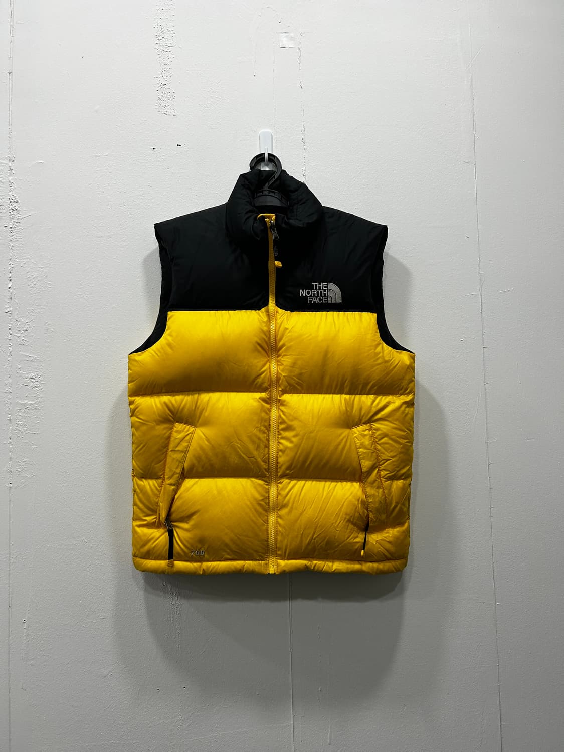 노스페이스 눕시 700 패딩 조끼 상품이미지1