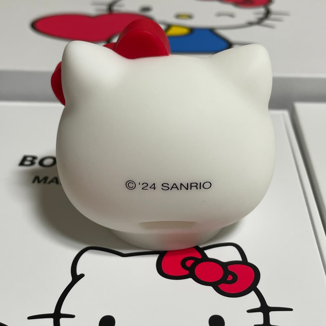 메디큐브 부스터프로 헬로키티 에디션  상품이미지9