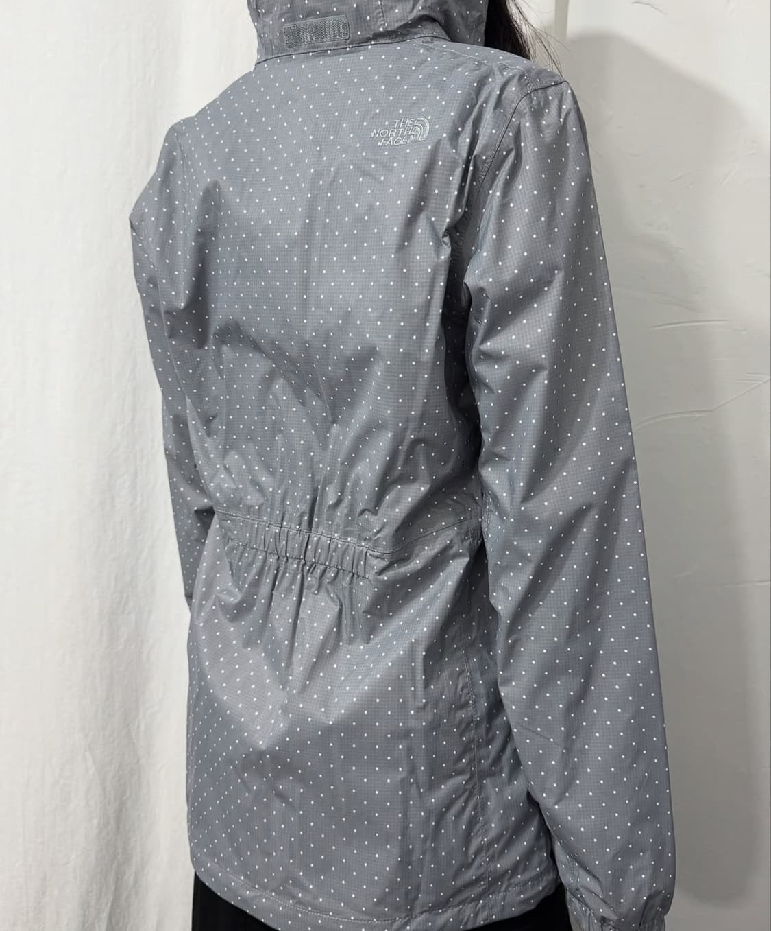 노스페이스 빈티지 도트 바람막이 상품이미지2