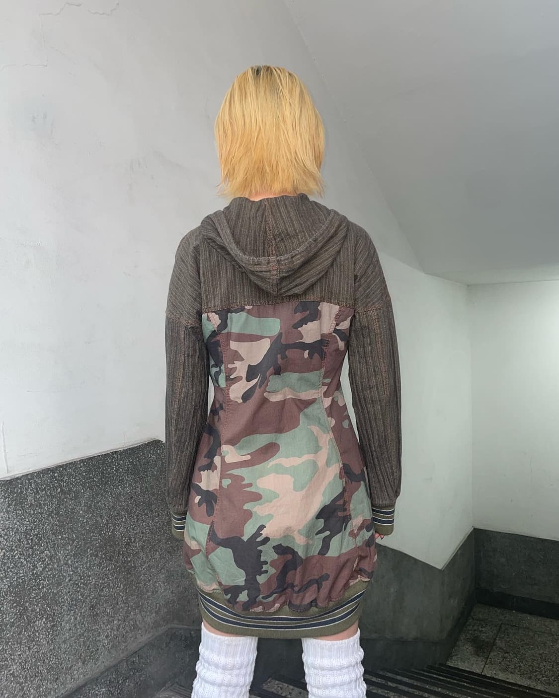 장폴고티에 camo long zip up 상품이미지5