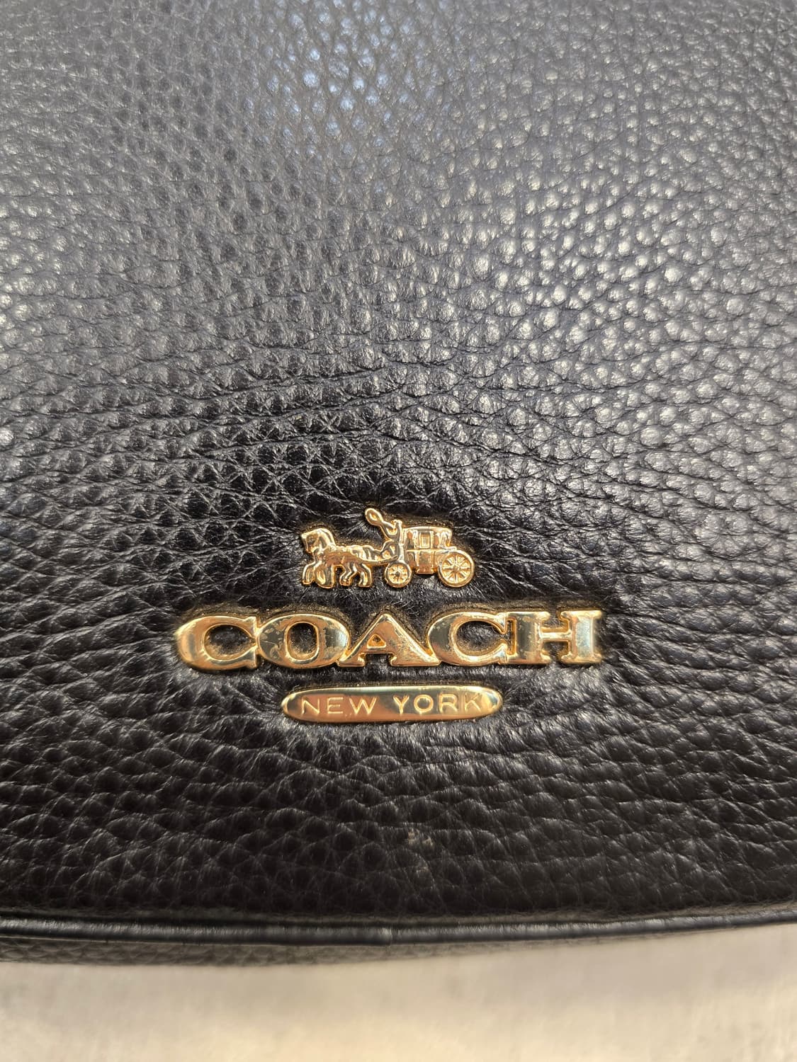 코치 제스 블랙 가죽 크로스백 가방 상품이미지6