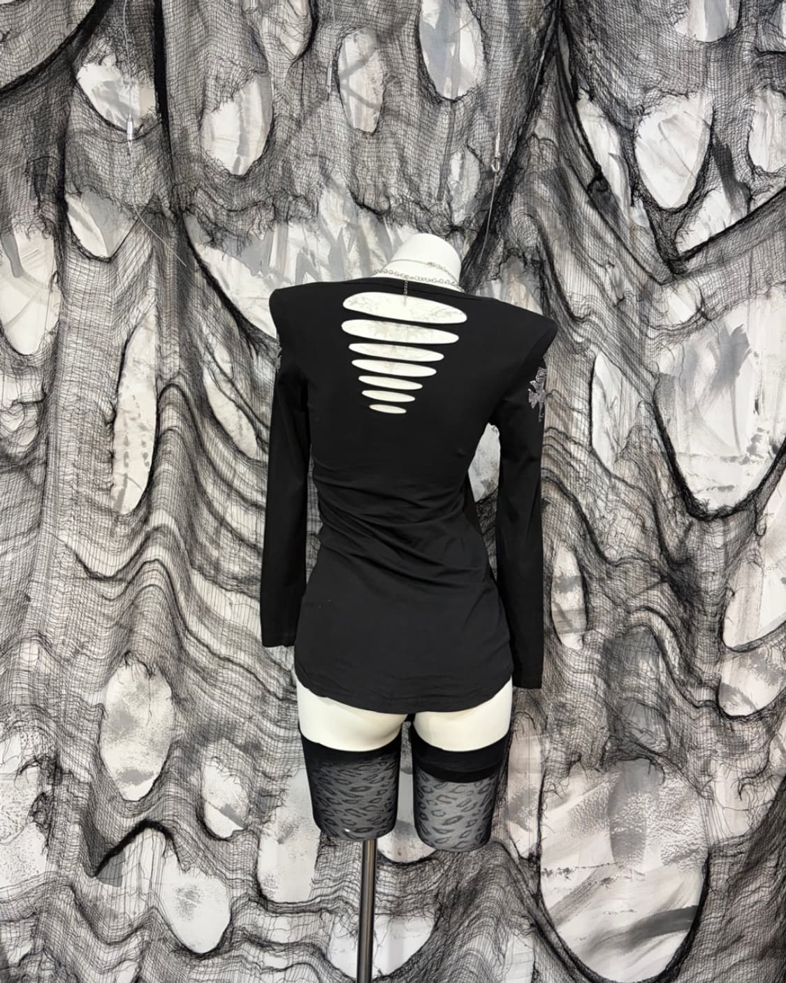 Gothic cubic cross back damage sleeve 상품이미지1