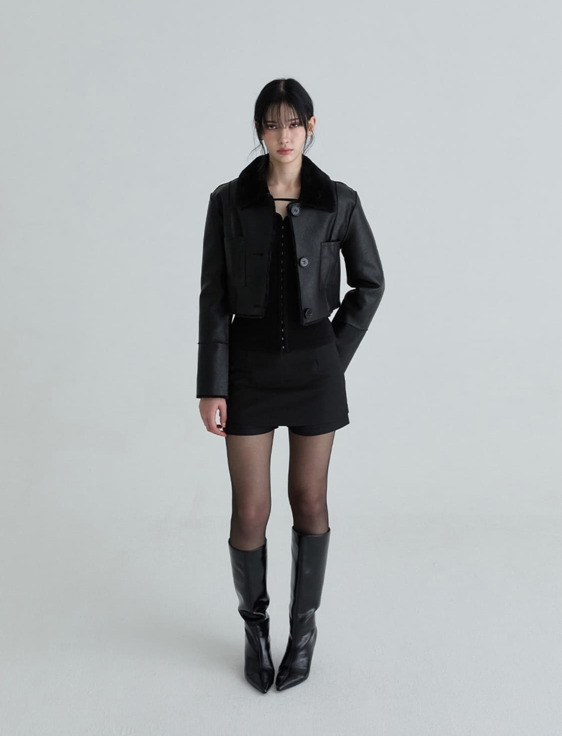 [택O] 낫유어로즈 숏 리버시블 레더 무스탕 블랙 상품이미지4