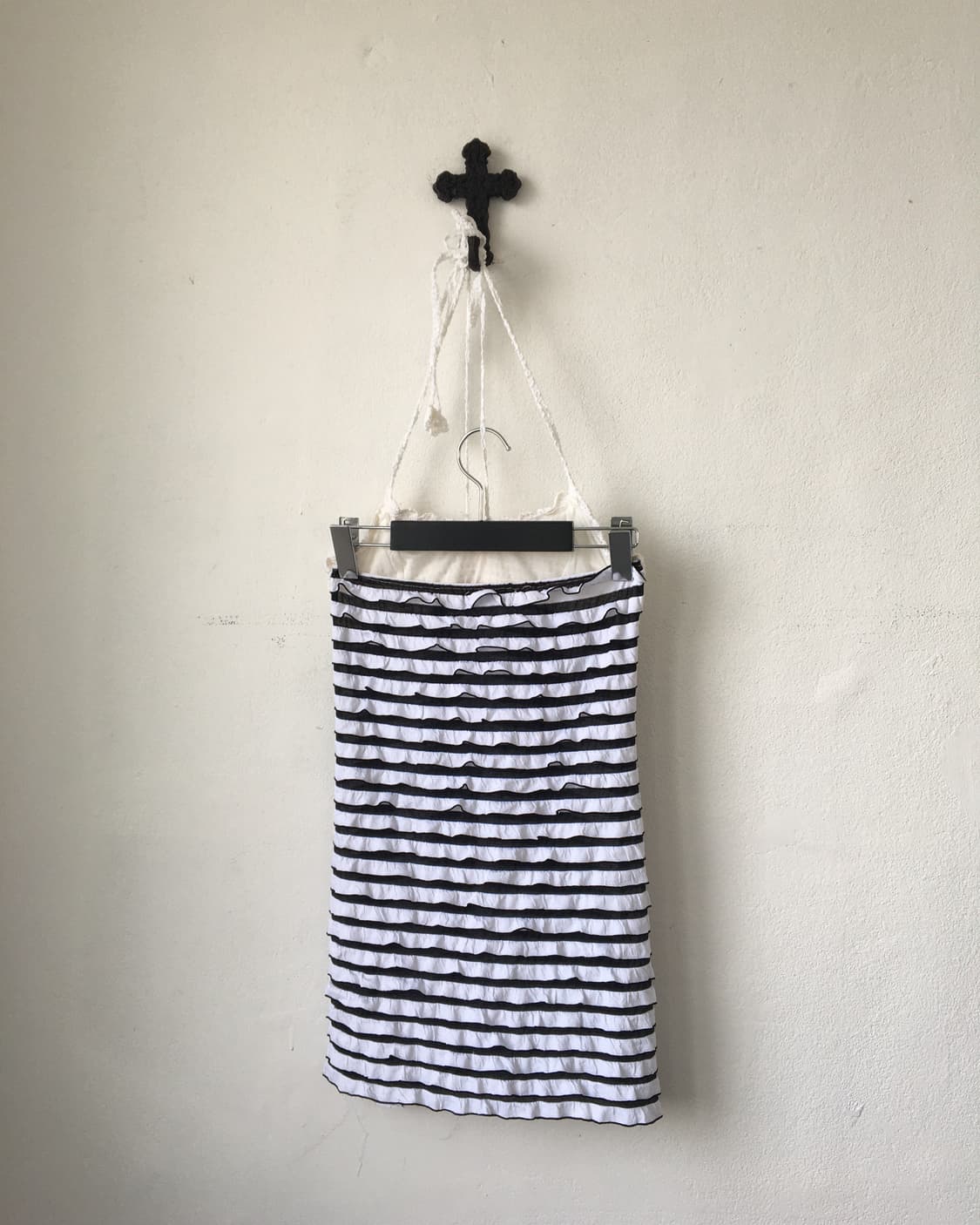 Crochet point stripe pattern holter slee 상품이미지3