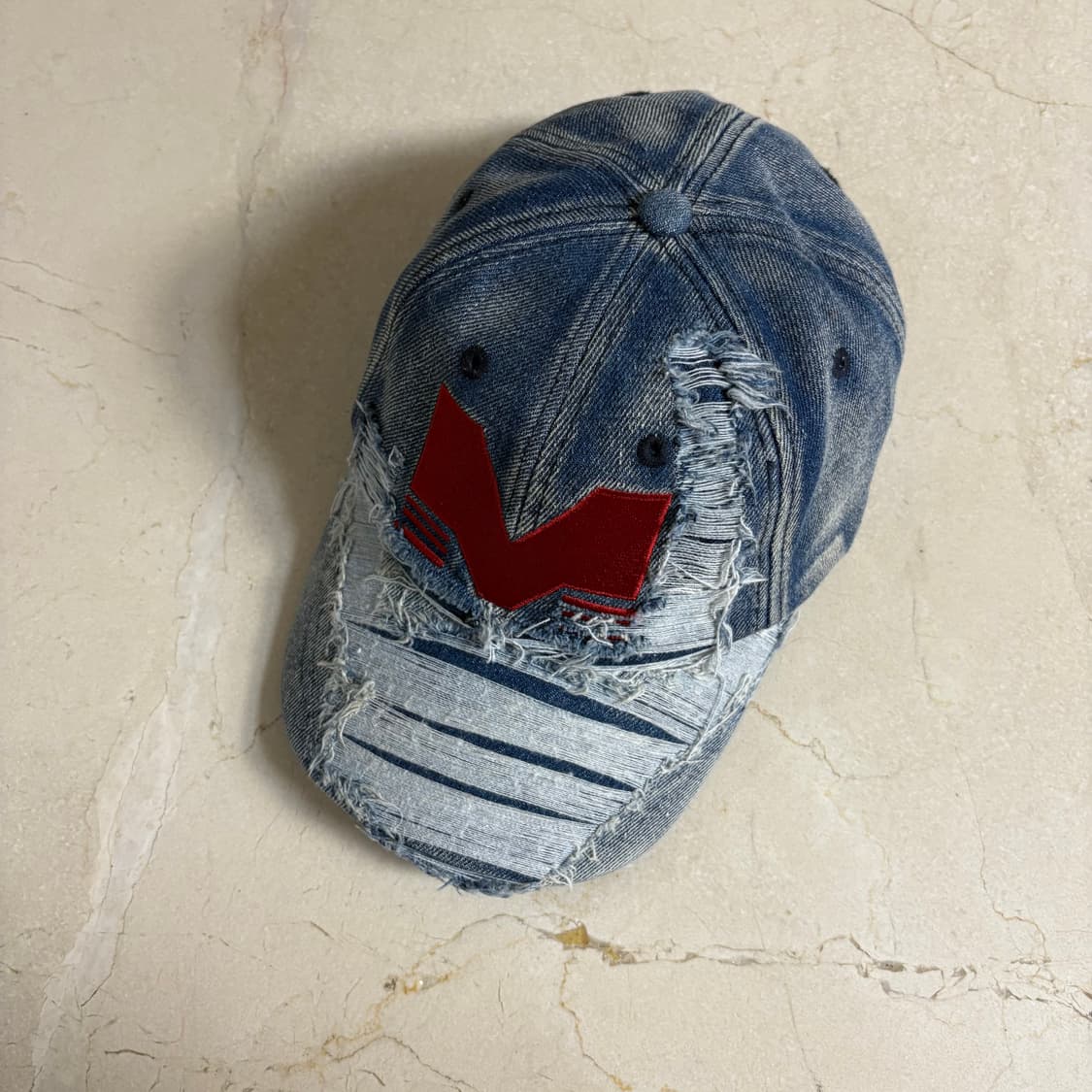 Mowalola distressed denim cap  상품이미지1