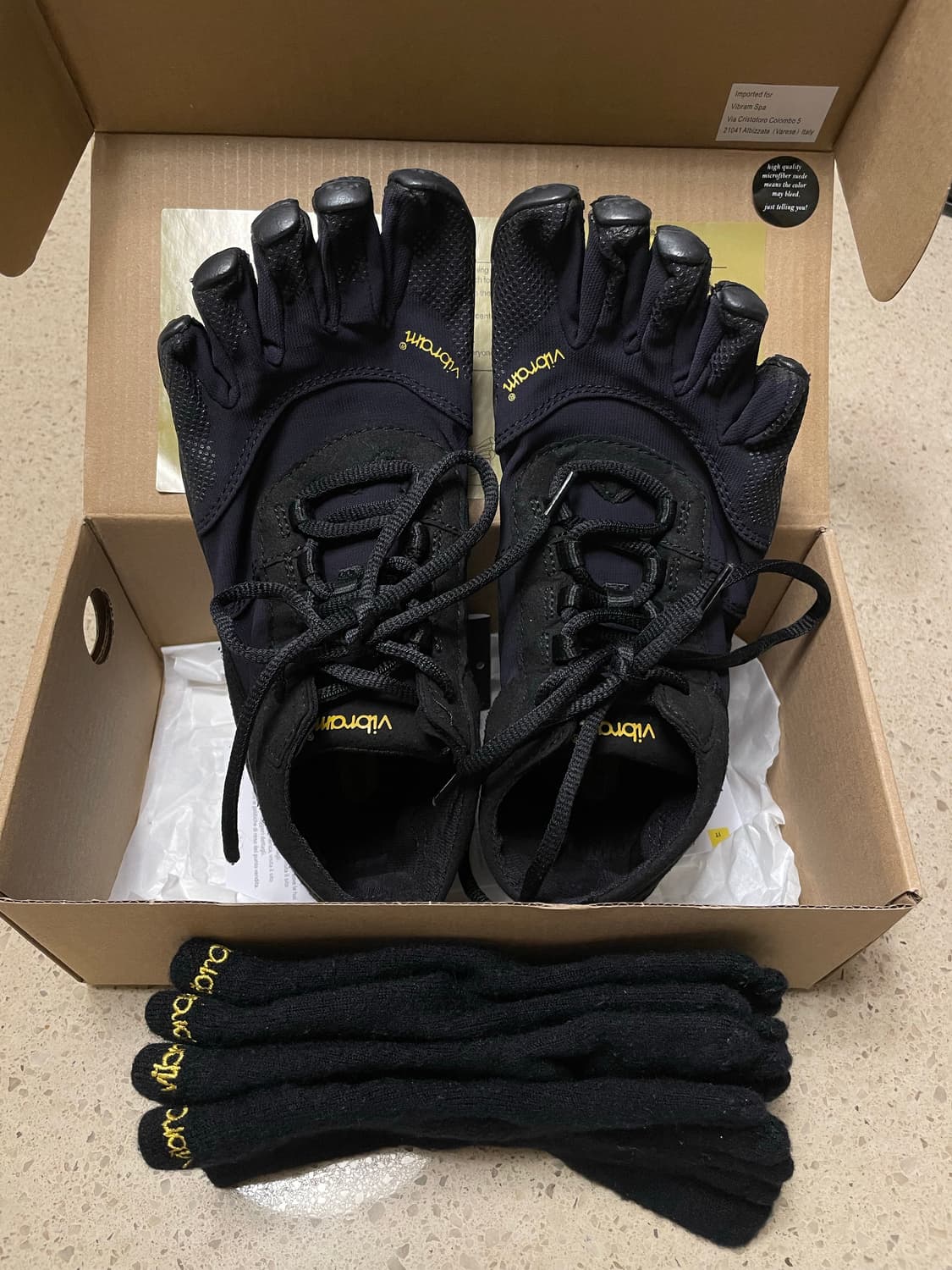 [39] 비브람 파이브핑거스 V-TREK + 정품 양말 2켤레 상품이미지1