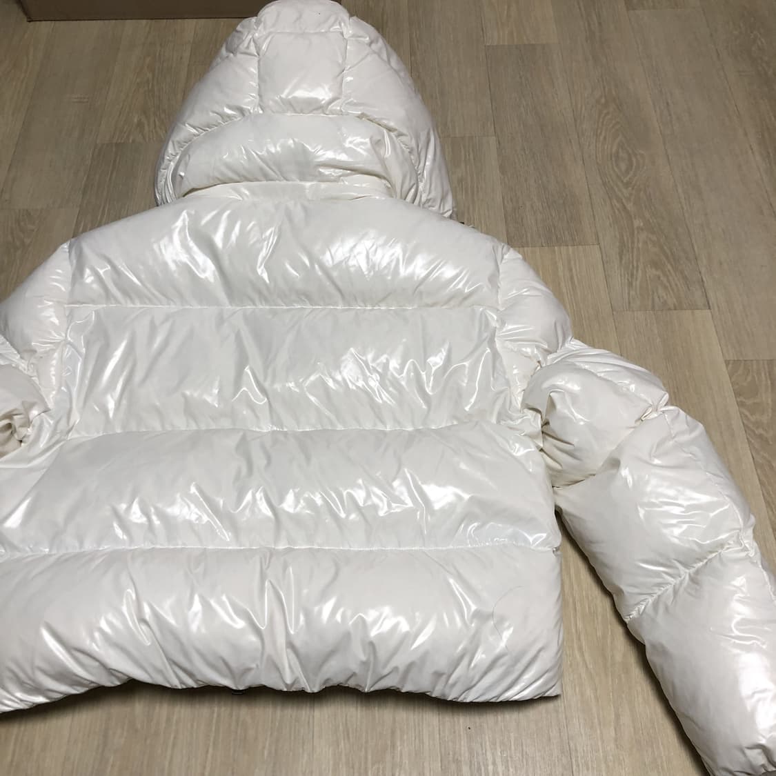 (우먼스 M) 새상품 필라 FILA 밀라노다운 후드 구스다운 숏 패딩자켓 상품이미지7