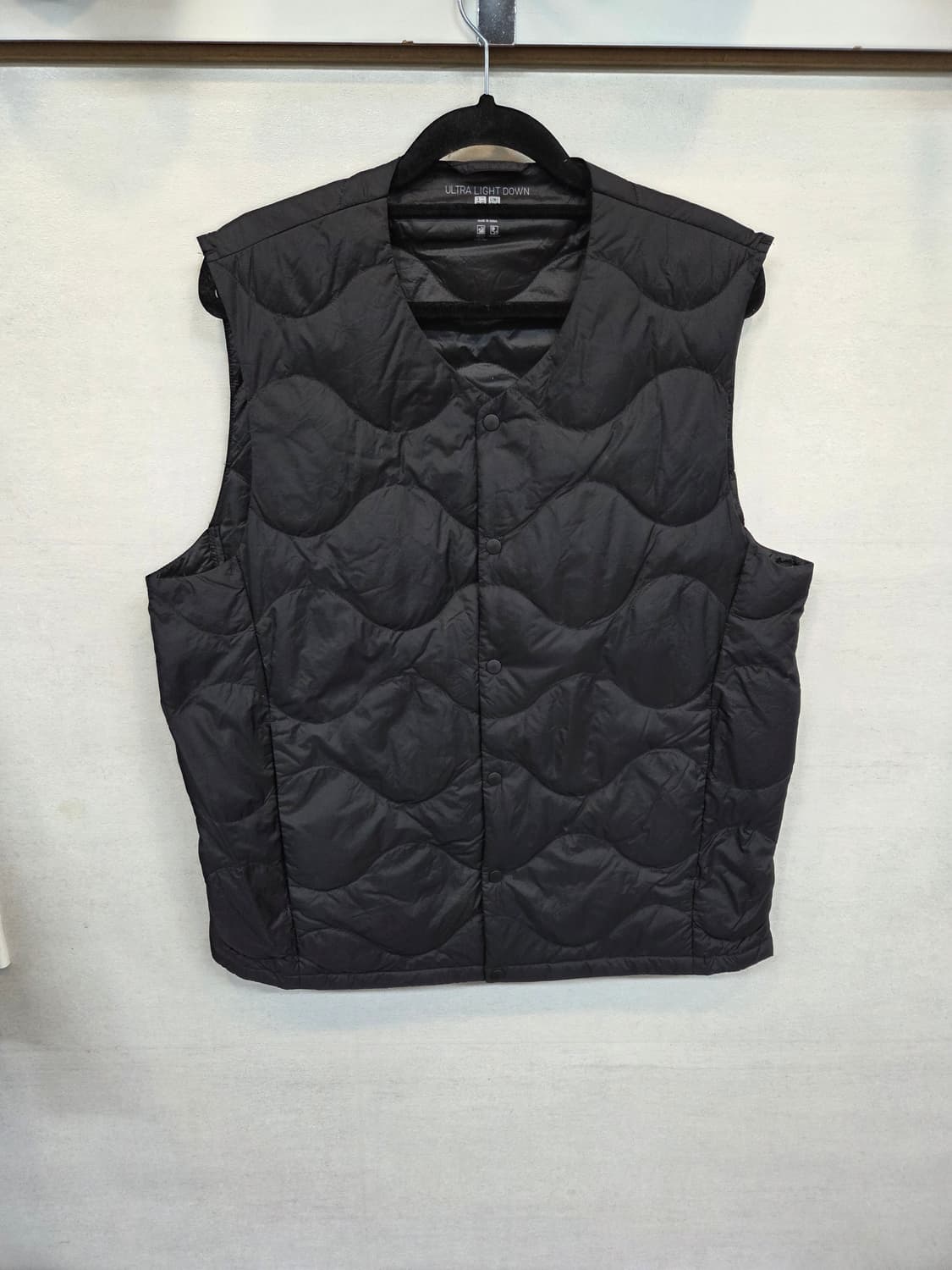 유니클로 울트라라이트다운 퀄팅 경량패딩 조끼 L 상품이미지1