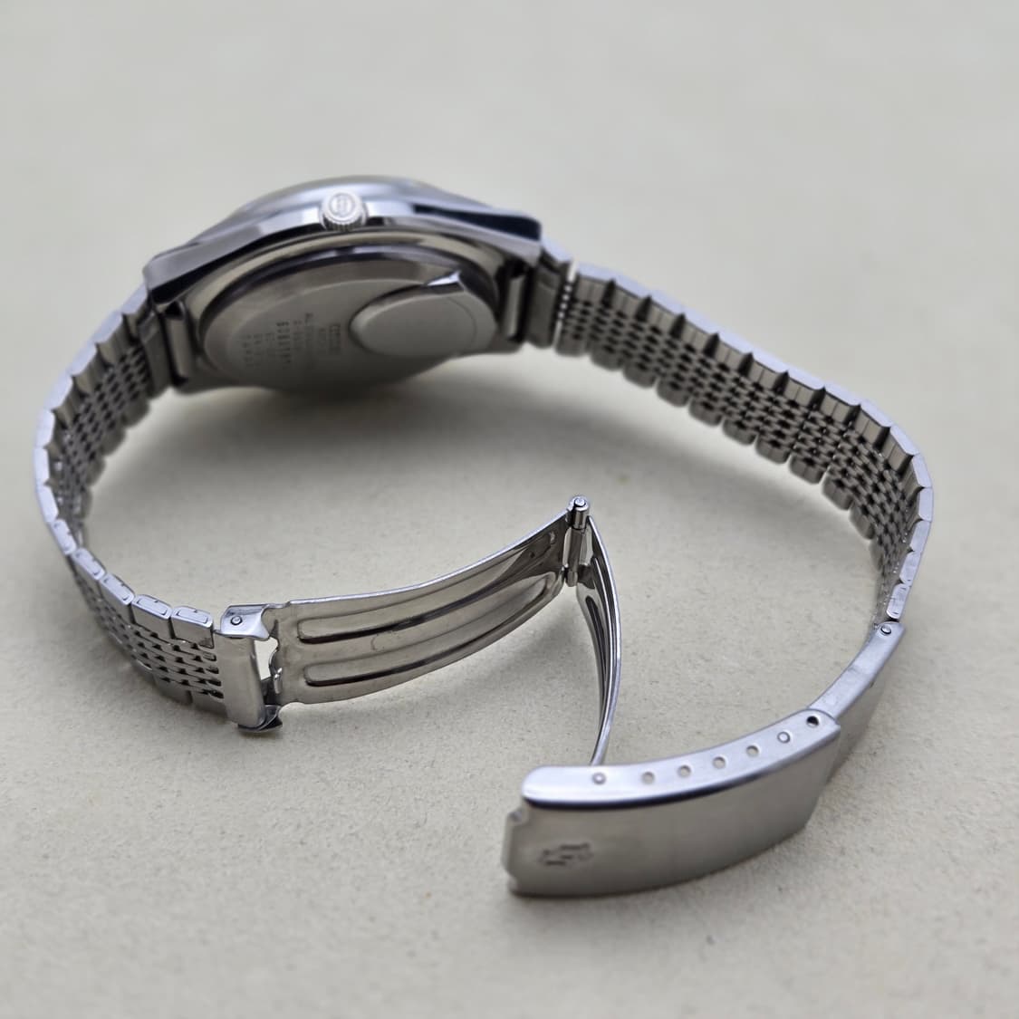 1976 세계 최초 아날로그 쏠라 시계_시티즌 에코 드라이브 조상 상품이미지9