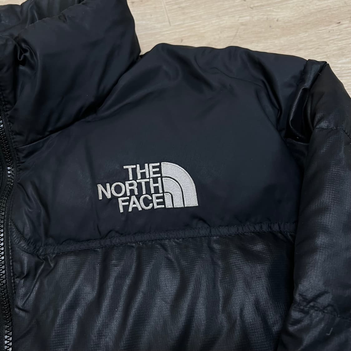 노스페이스 구스다운 700 에코 눕시 패딩 자켓 [블랙] L/100 상품이미지4