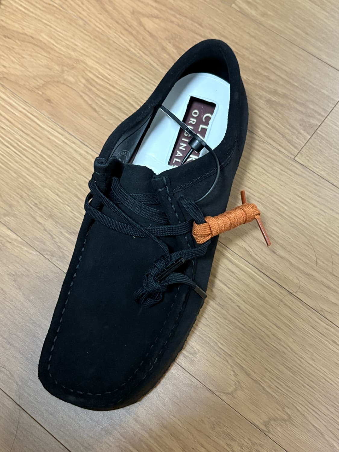 클락스 왈라비 블랙 상품이미지1