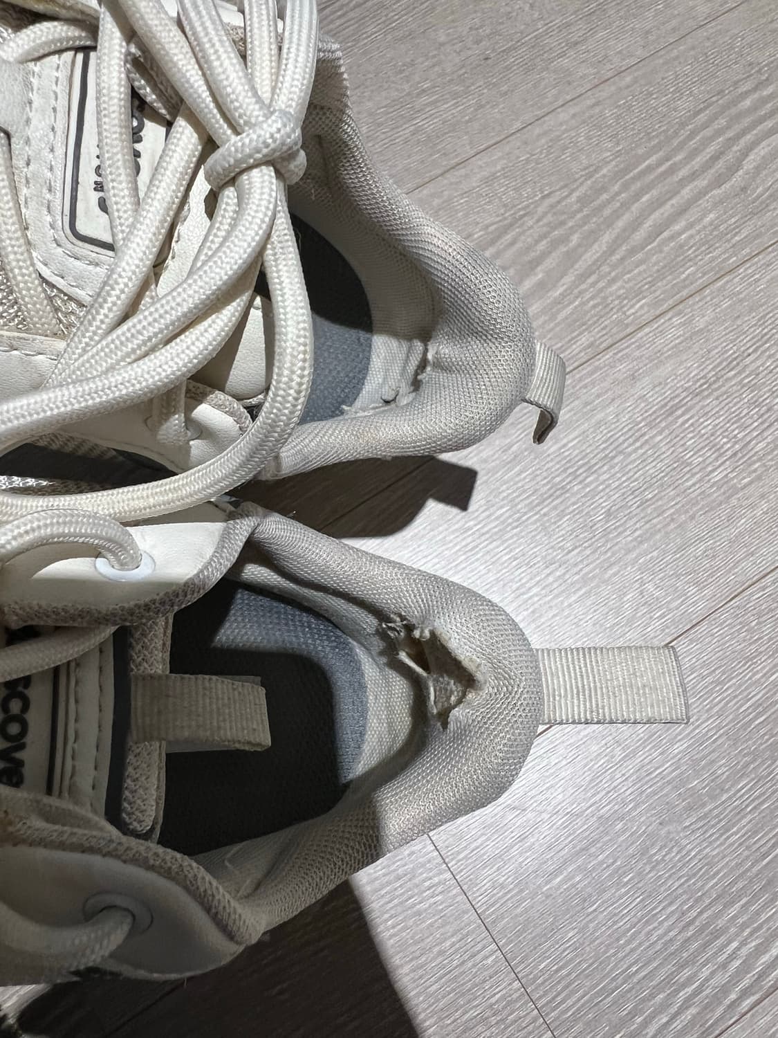 245)디스커버리 여성 트레킹화 상품이미지4