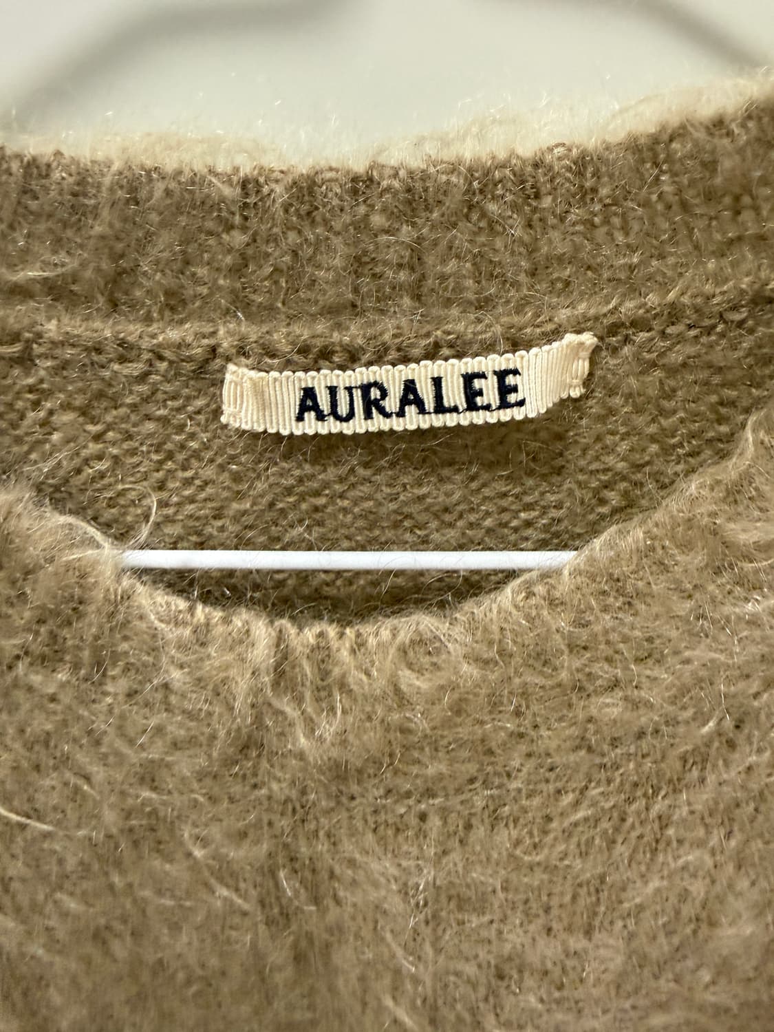 오라리(Auralee) 모헤어 니트 사이즈 3팝니다.( 상태 최상) 상품이미지2