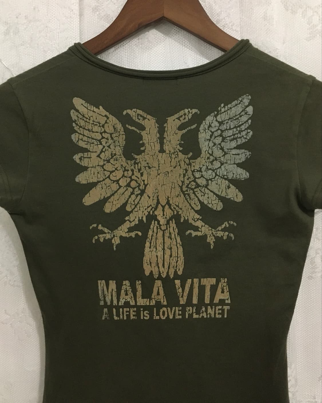 JPN khaki graphic v-neck top 상품이미지7