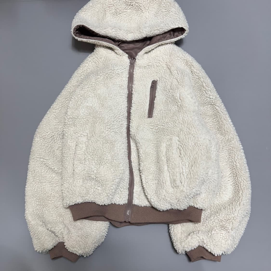 Archives 브라운컬러 폴리에스터 혼방 리버시블 후드 플라이트 자켓 상품이미지5