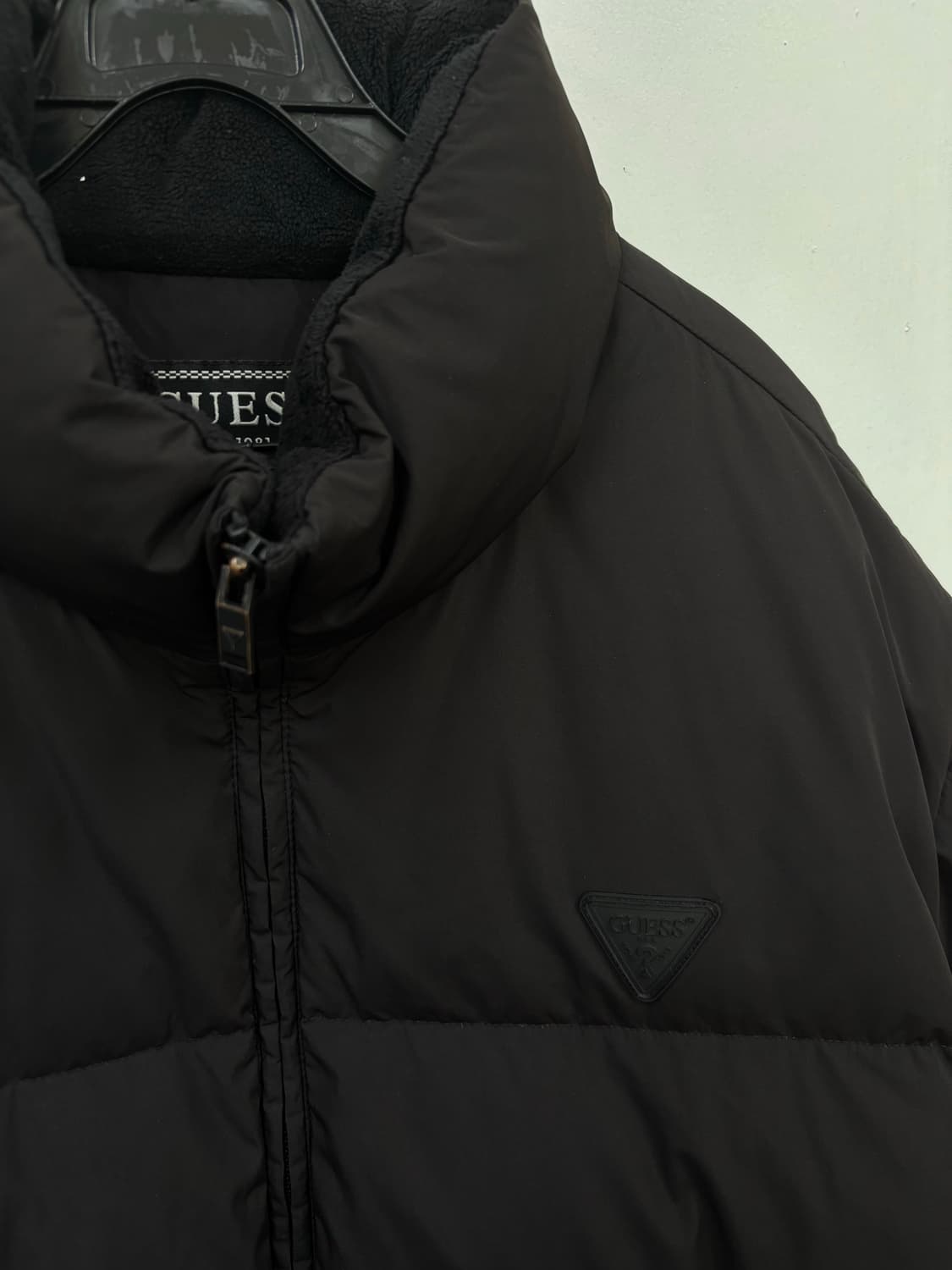 게스 푸퍼 다운패딩 상품이미지3