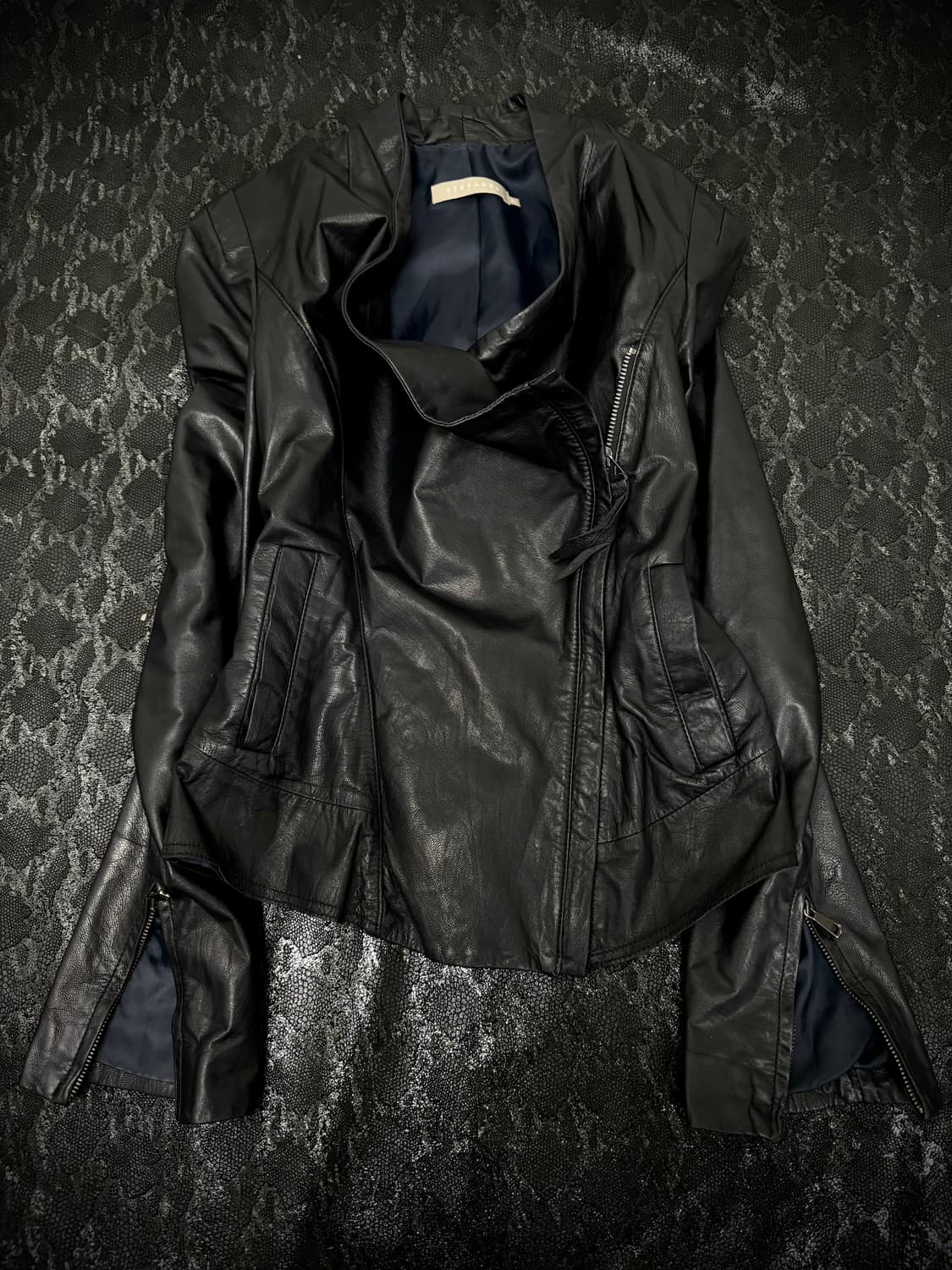 “Vintage” Rare Design Draped Leather JK 상품이미지1