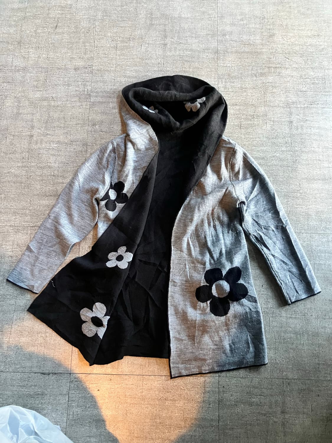 일본빈티지 nrow 하구미모리걸 아메카지너드남 리버서블 플라워후드가디건 상품이미지1