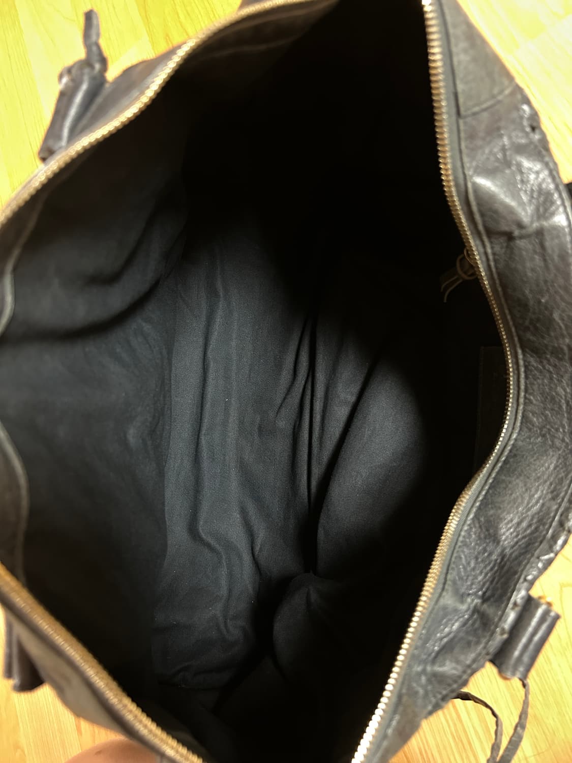 발렌시아가 모터백 상품이미지5