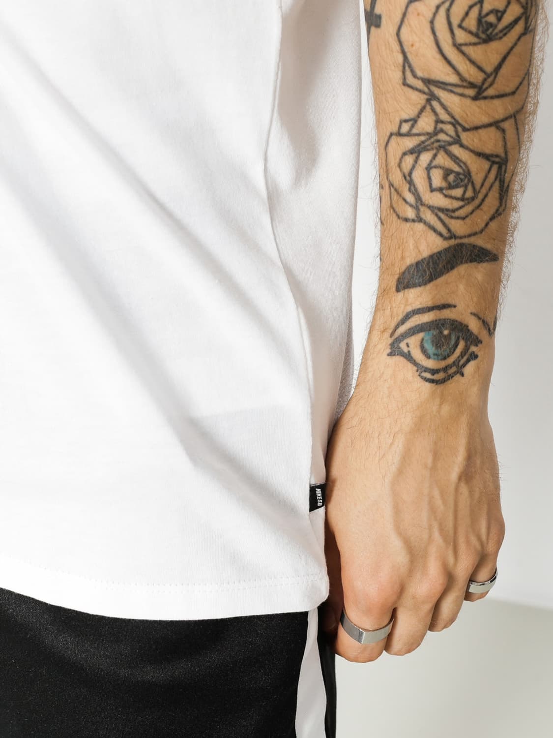 [해외M]희귀 나이키SB 펠리칸 티셔츠 화이트 상품이미지5