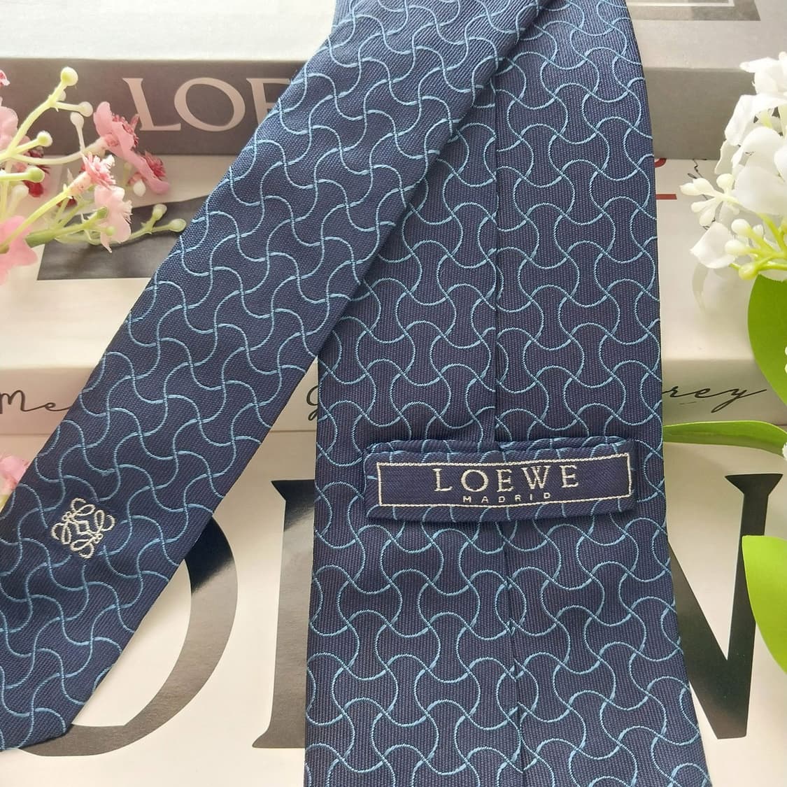 로에베 실크 자카드 패턴 넥타이 9.8cm A+등급 k2009 상품이미지7