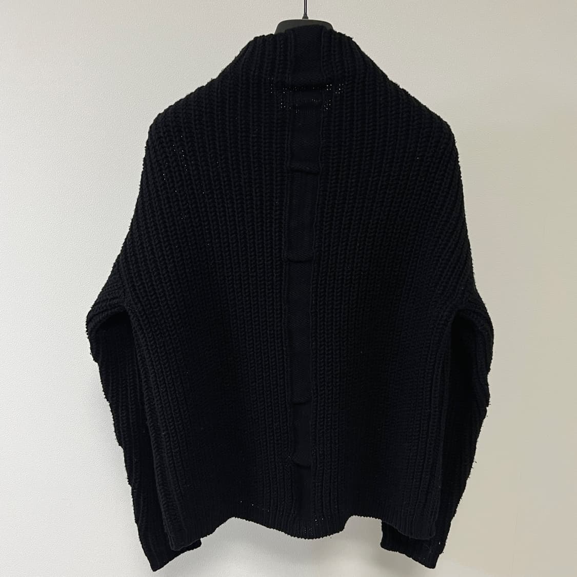 릭오웬스 15FW "SPHINX" 울 터틀넥 비대칭 스웨터 블랙 상품이미지4