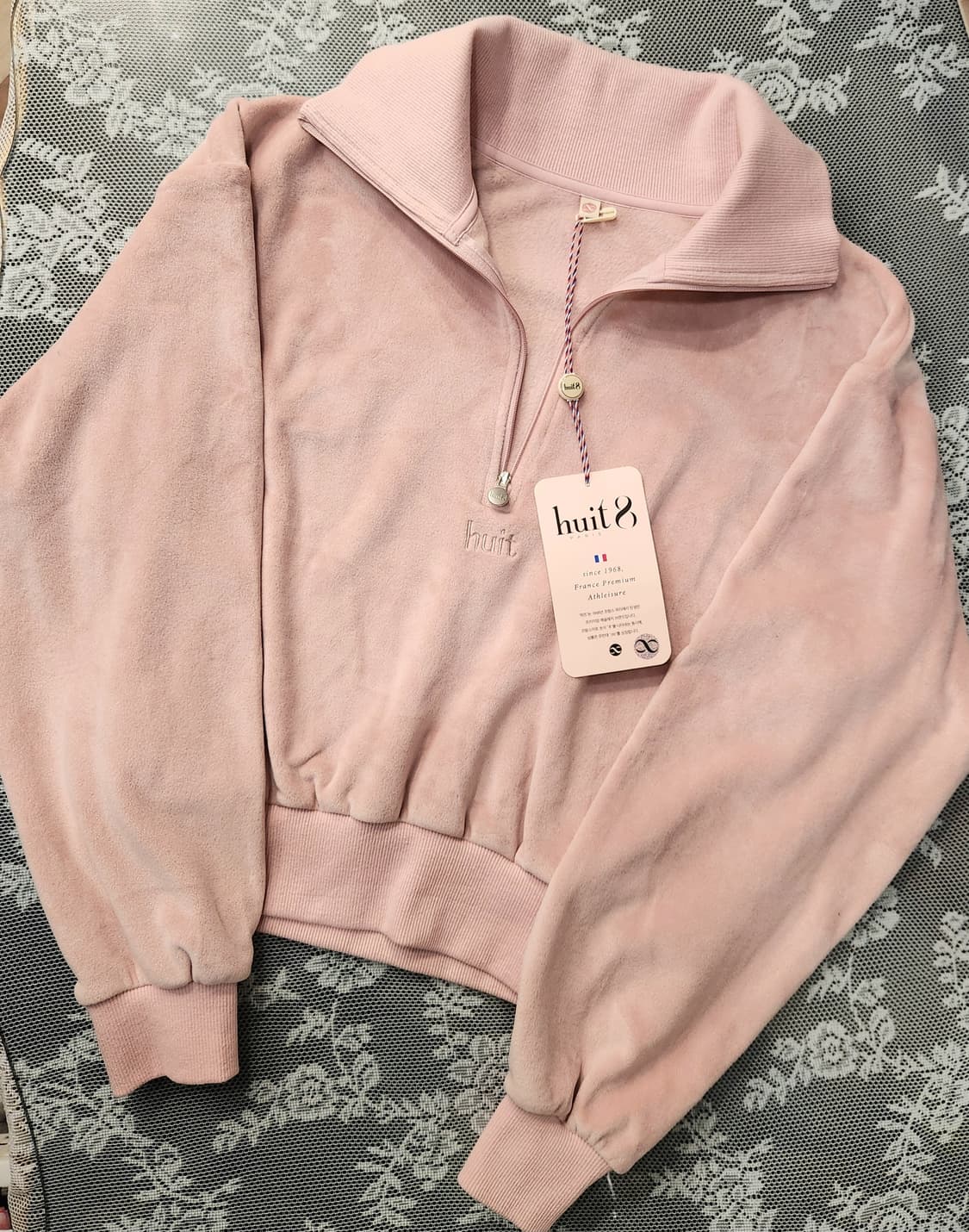 (새상품)위뜨 벨뱃 크롭 하프짚업55 상품이미지5