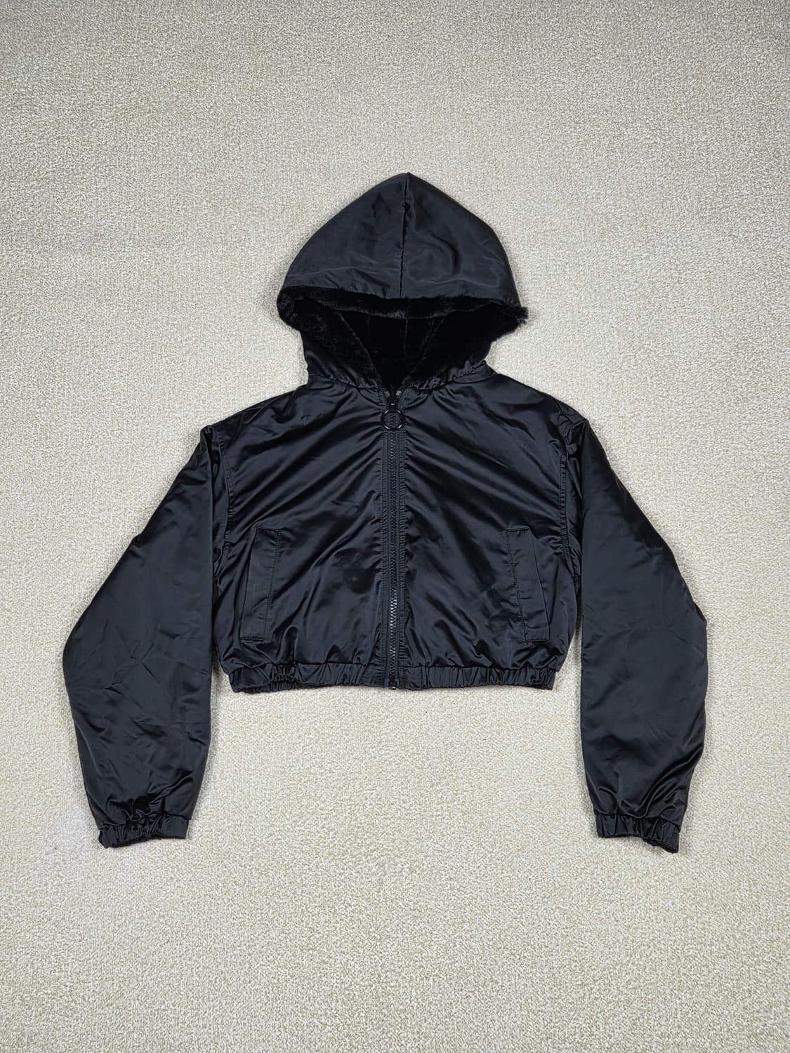 [H&M] 디바이디드 리버시블 크롭 에코 퍼 후드 집업 | 00248 상품이미지3