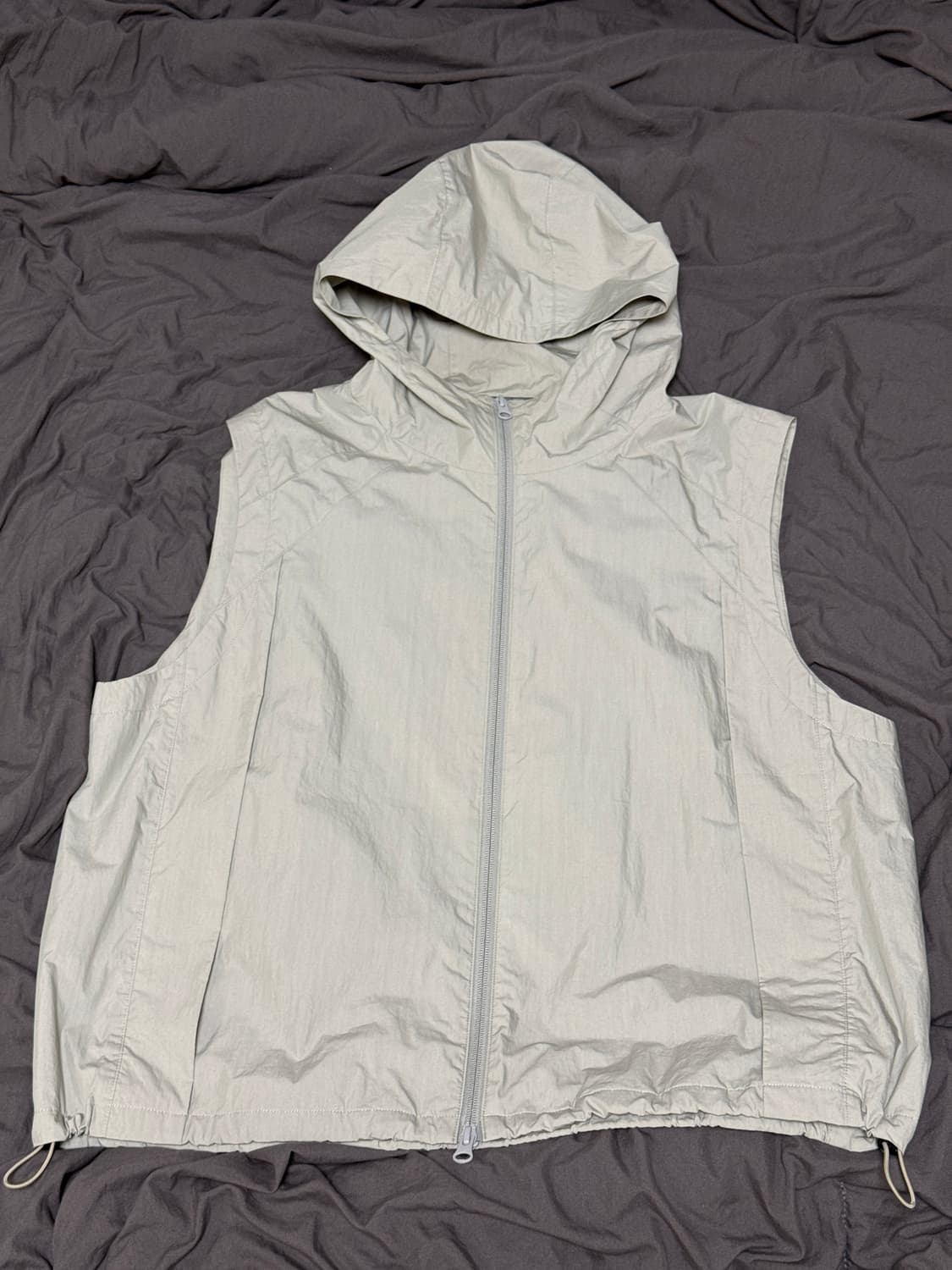 해칭룸 유틸리티 베스트 올리브 그레이 상품이미지1