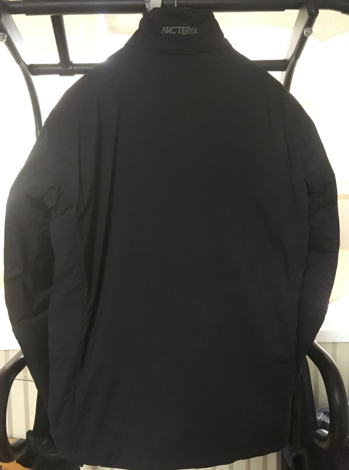 아크테릭스 FW25 아톰SV 자켓 블랙 판매합니다 상품이미지6