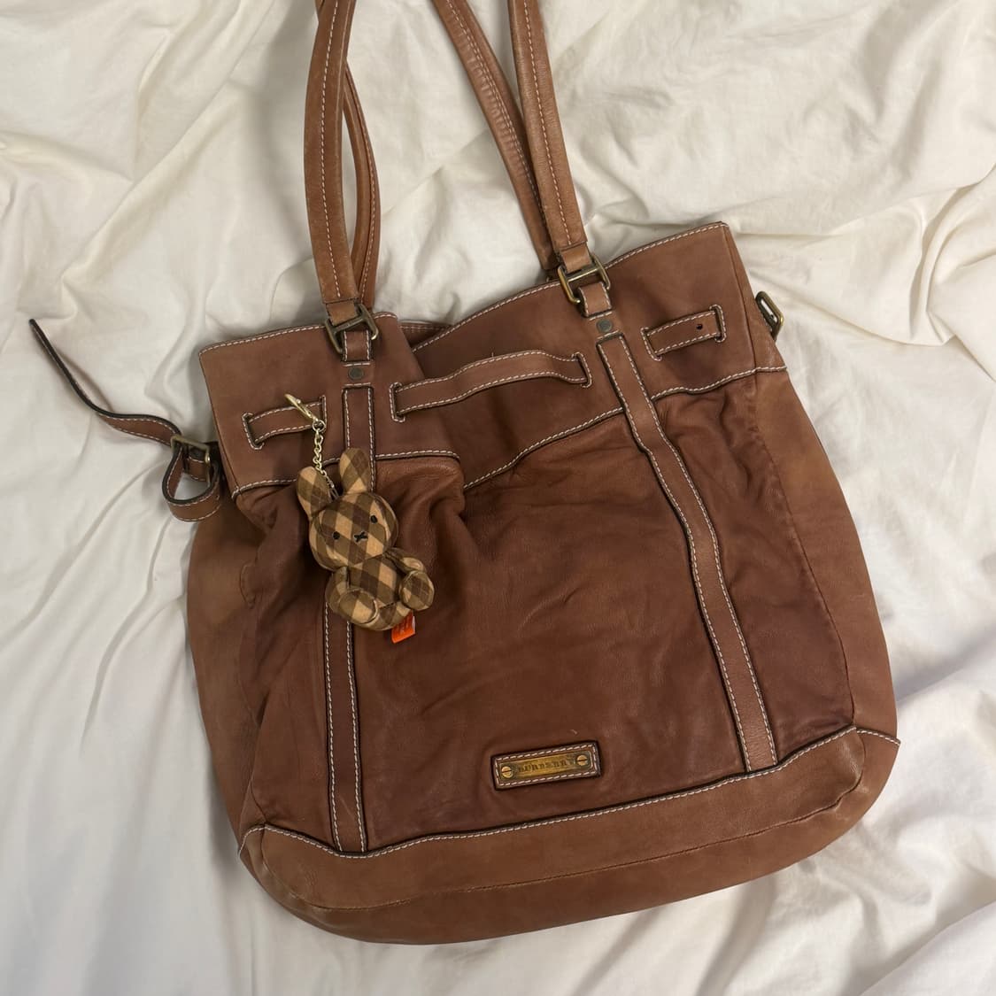 Burberry 빈티지 버버리 램스킨 토트백 상품이미지1