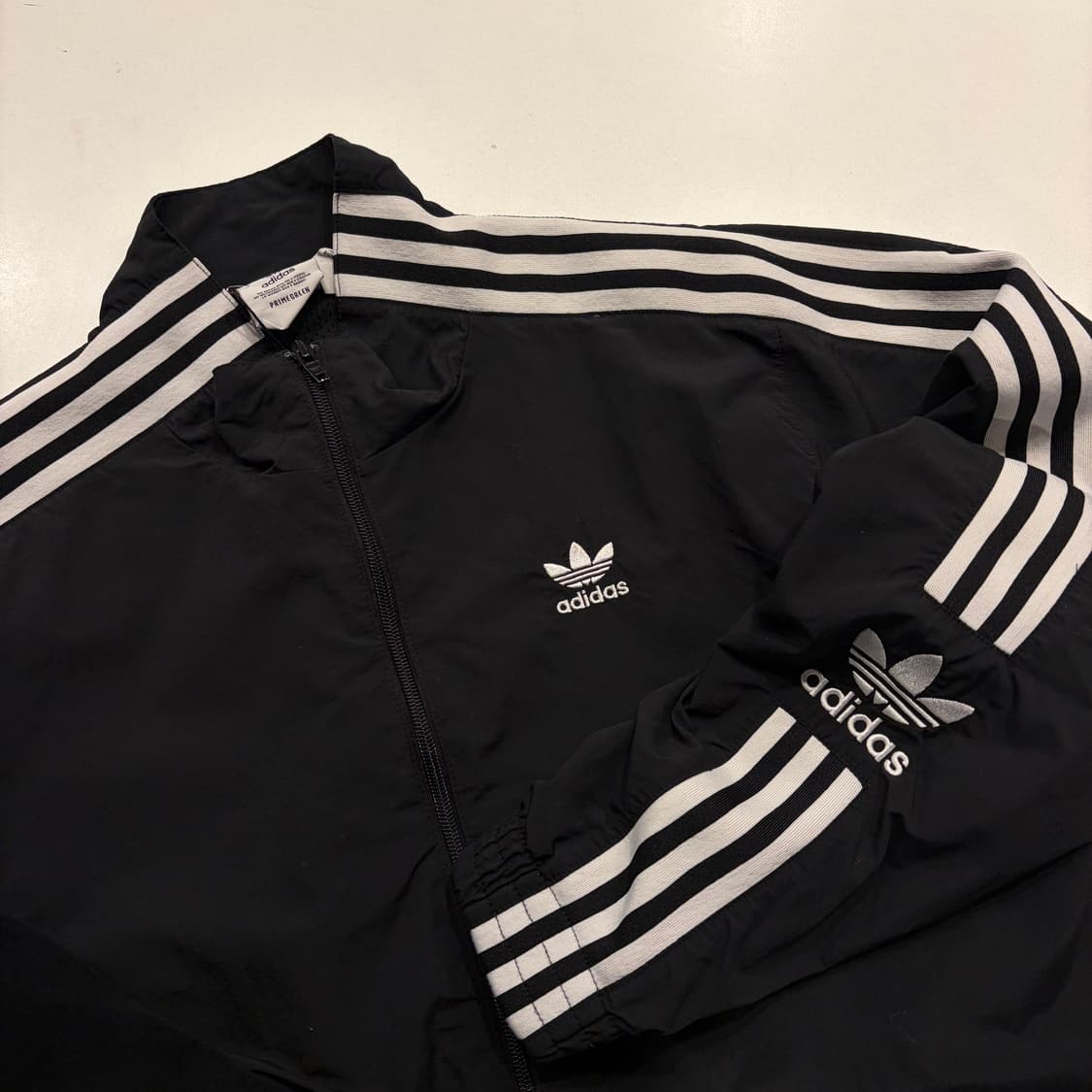 [L] 아디다스 락업 바람막이 삼선 트랙탑 블랙 C296 상품이미지3