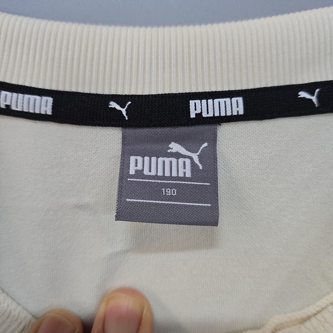 푸마 프린팅 크림 맨투맨 110 상품이미지5