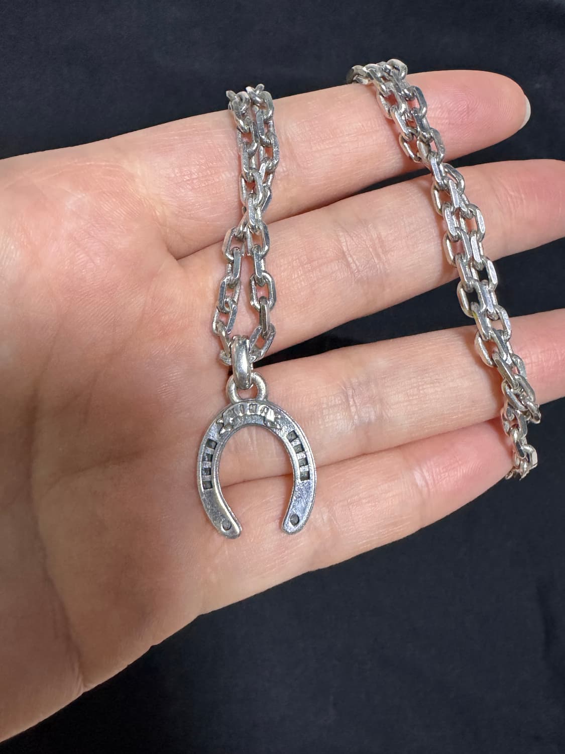 킹크로치 목걸이 HORSESHOE PENDANT 상품이미지2