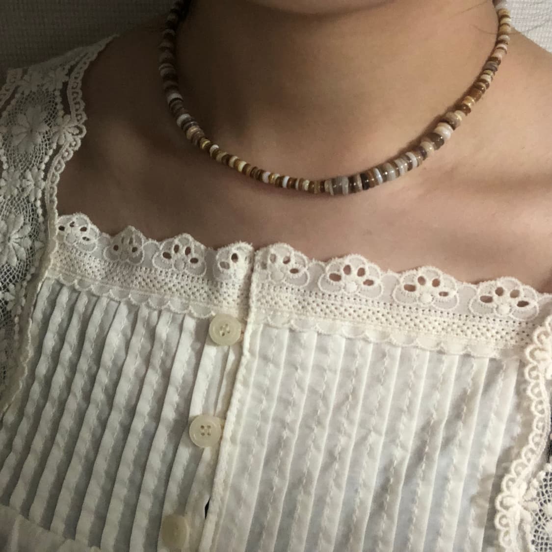 [hand made] 브라운 자개비즈 초커형 목걸이 상품이미지1