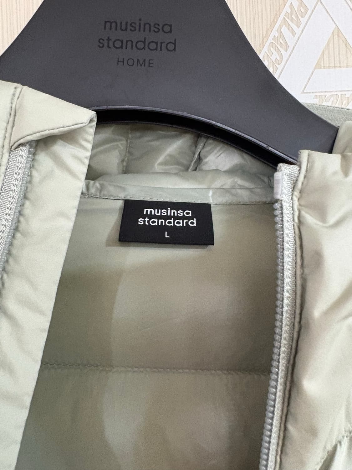 무신사 시티레저 후디드 라이트 다운 재킷 피스타치오 상품이미지2