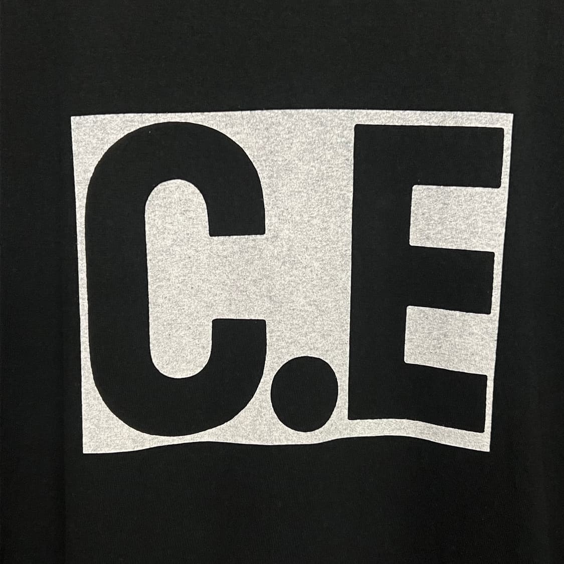 카브엠트 C.E 로고 오버핏 티 상품이미지3