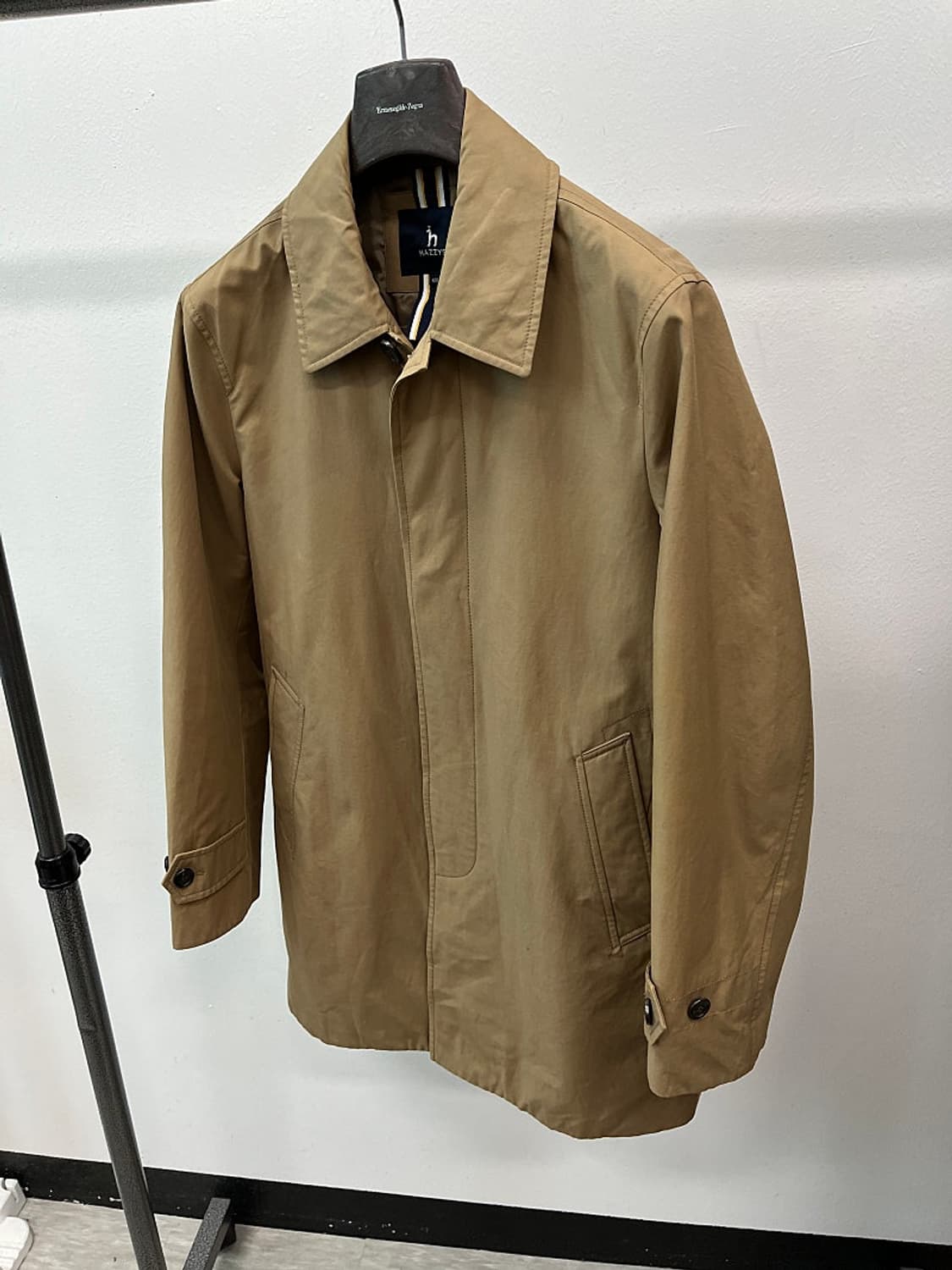 100) 헤지스 베이지 봄코트  상품이미지1