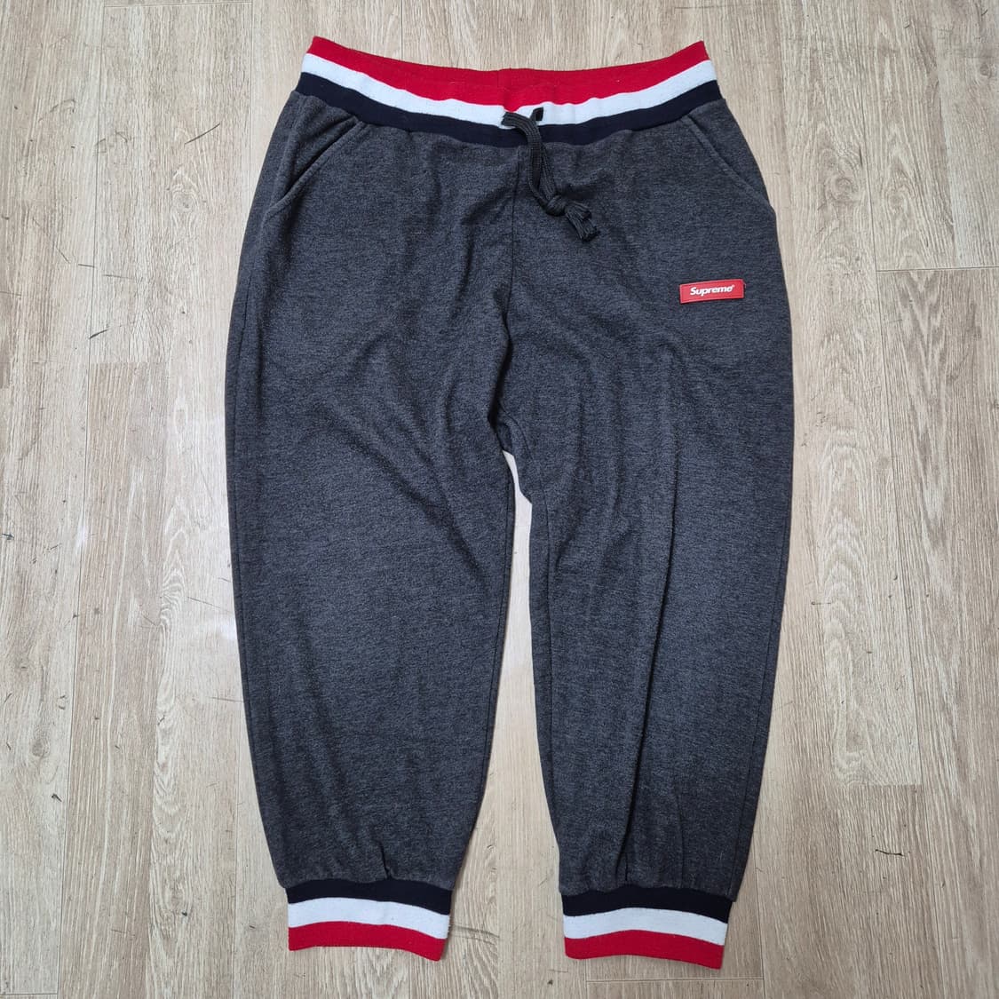 슈프림 박스로고 와펜 조거팬츠 XL(105) 상품이미지1