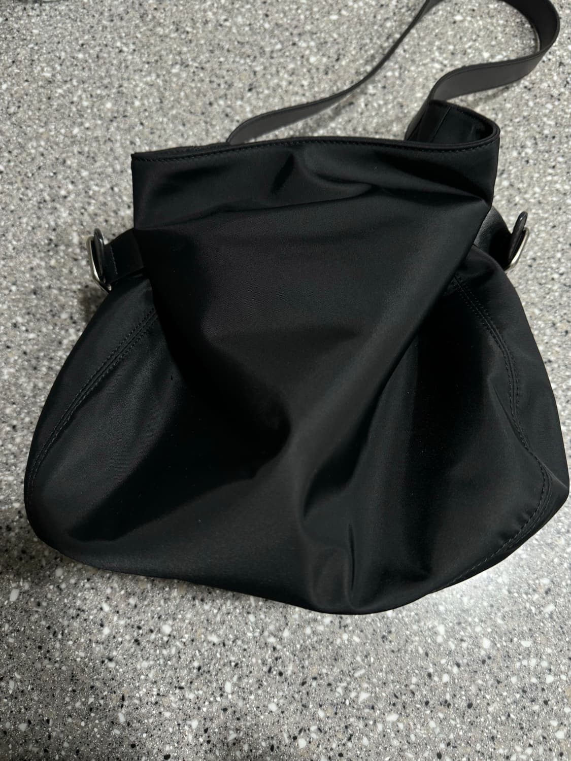 루에브르 삭드플로 호보백 스몰 상품이미지2